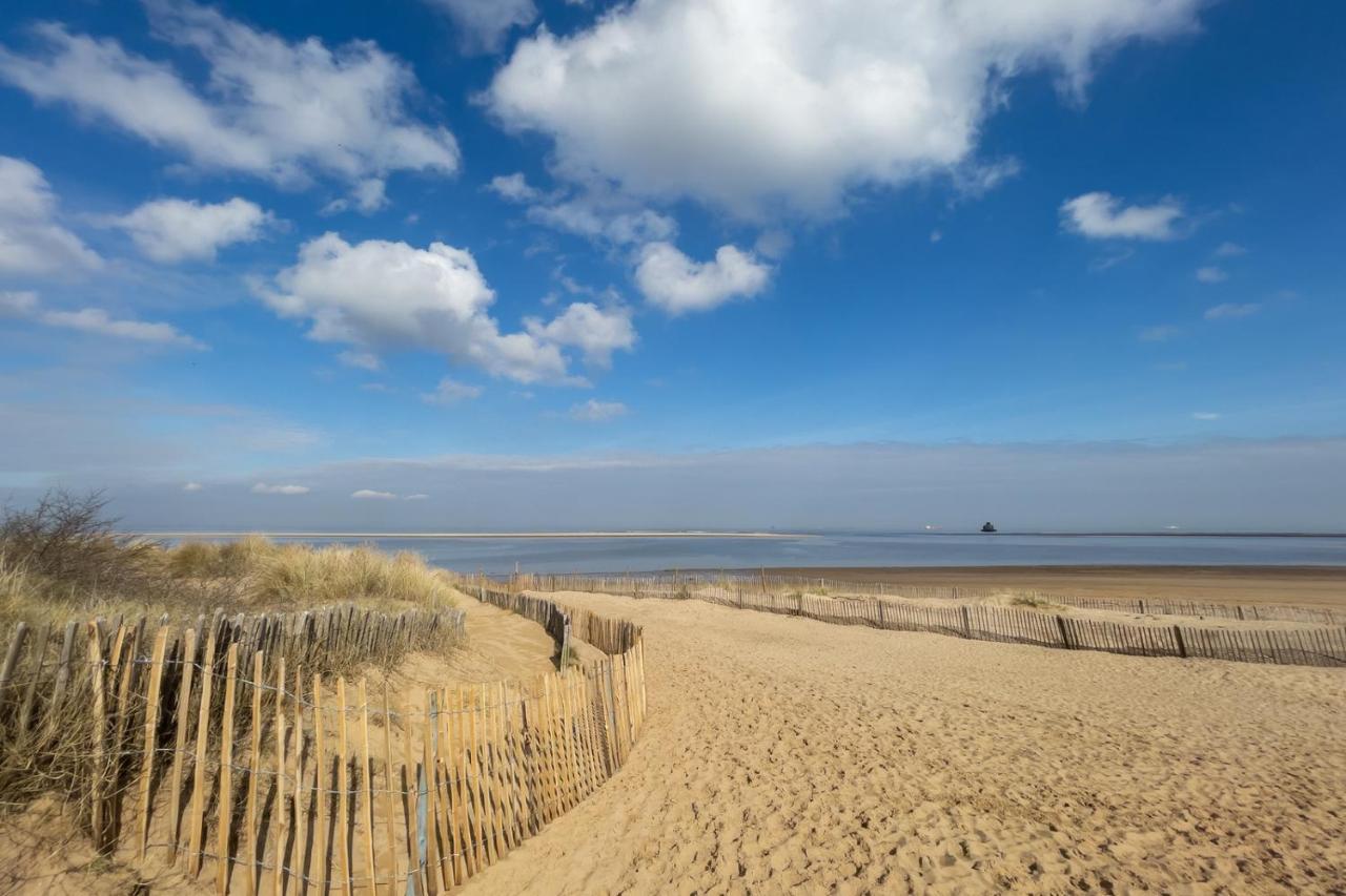 Den Of Joy Humberston Fitties Sleeps 6,Hot Tub,Log Burner Villa Cleethorpes Exterior foto