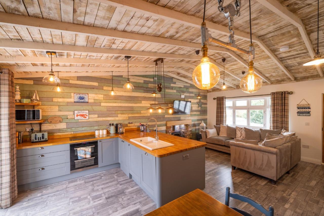 Den Of Joy Humberston Fitties Sleeps 6,Hot Tub,Log Burner Villa Cleethorpes Exterior foto